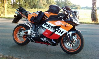 Meine CBR1000RR Fireblade REPSOL Bj.2005